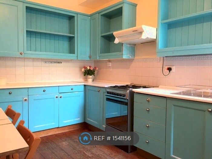 4 Bedroom Terraced House To Rent In Beech Grove, Manchester, M14