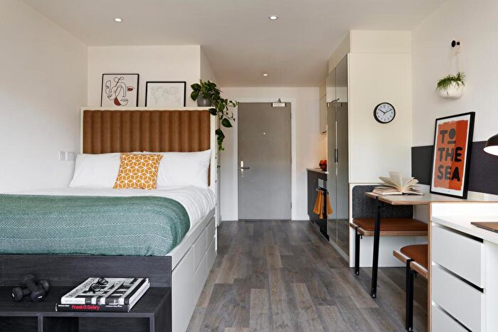 1 Bedroom Private Hall To Rent In Pelham Terrace, BN2