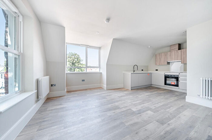2 Bedroom Flat For Sale In Albany Road, Southsea, Hampshire, PO5