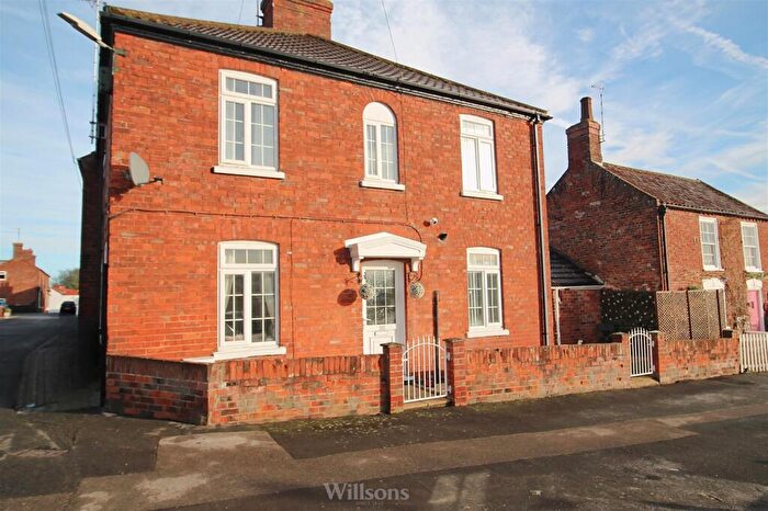 2 Bedroom Semi Detached House For Sale In The Causeway, Burgh Le Marsh, Skegness, PE24