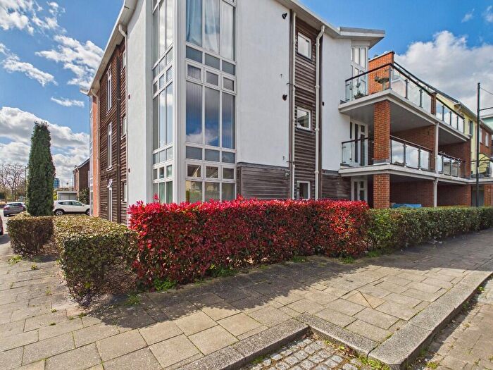 2 Bedroom Apartment For Sale In Henrietta Chase, Chatham, Kent, ME4