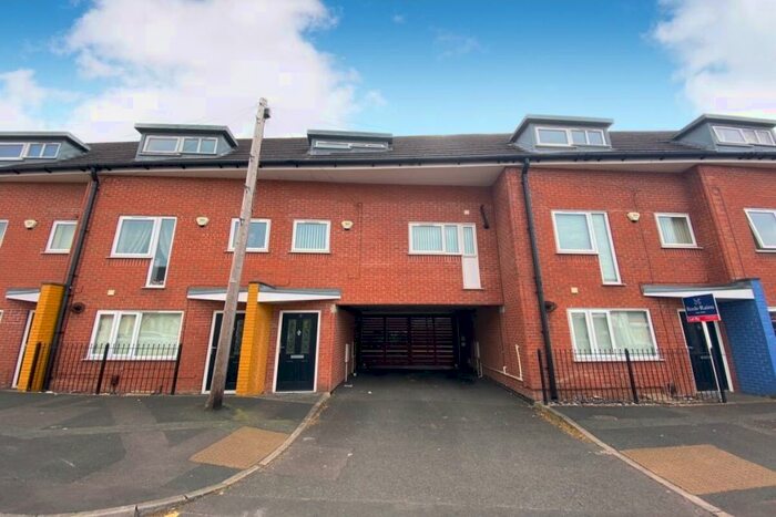 2 Bedroom Flat To Rent In Marsh Head High Street, May Bank, Newcastle, ST5