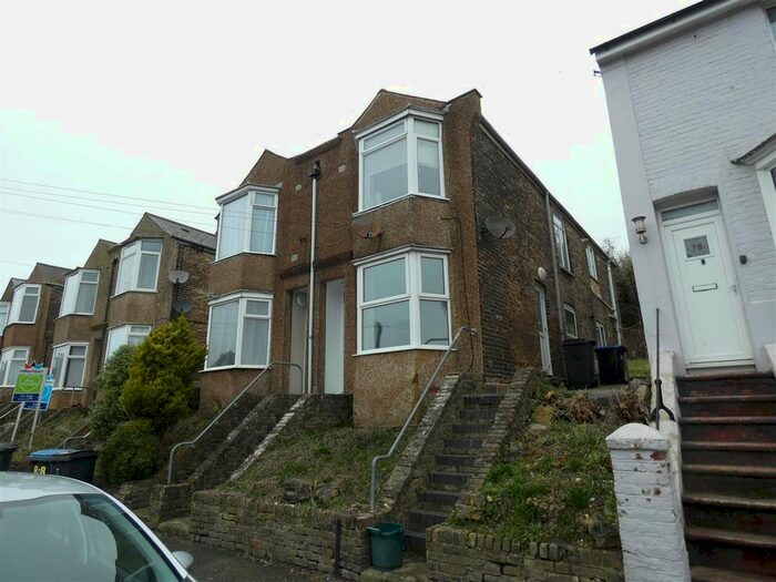 1 Bedroom Flat To Rent In Mayfield Avenue, Dover CT16