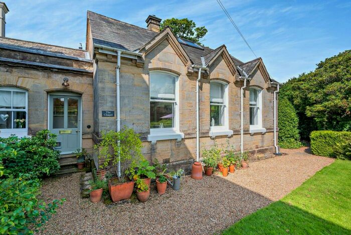2 Bedroom Property For Sale In Chilling Street, Sharpthorne, RH19
