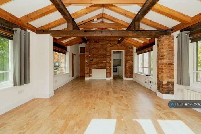Studio To Rent In Smithbrook Kilns, Cranleigh, GU6