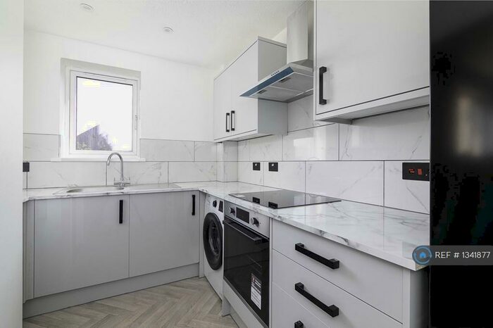 1 Bedroom Flat To Rent In Cross Keys Close, London, N9