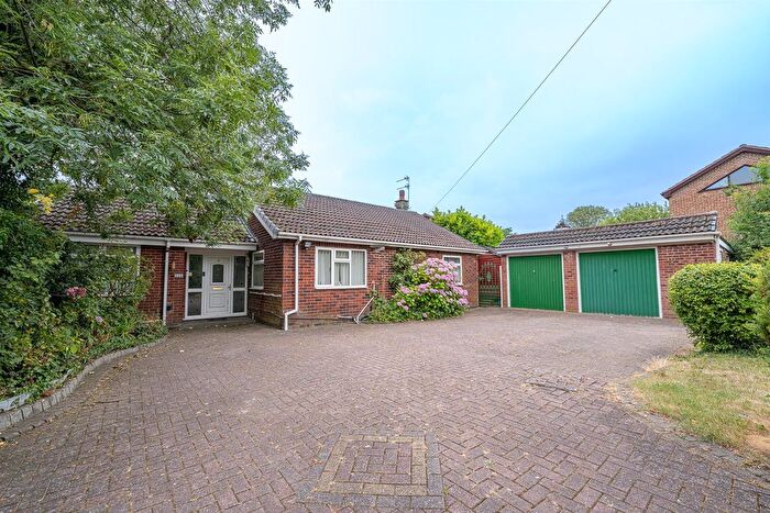 4 Bedroom Detached Bungalow For Sale In New Road, Armitage, Rugeley, WS15