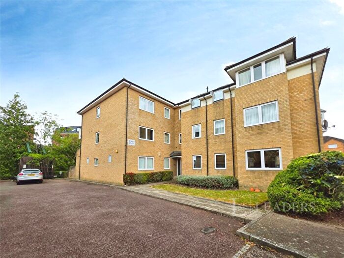 2 Bedroom Apartment For Sale In Wharf Place, Bishops Stortford, CM23