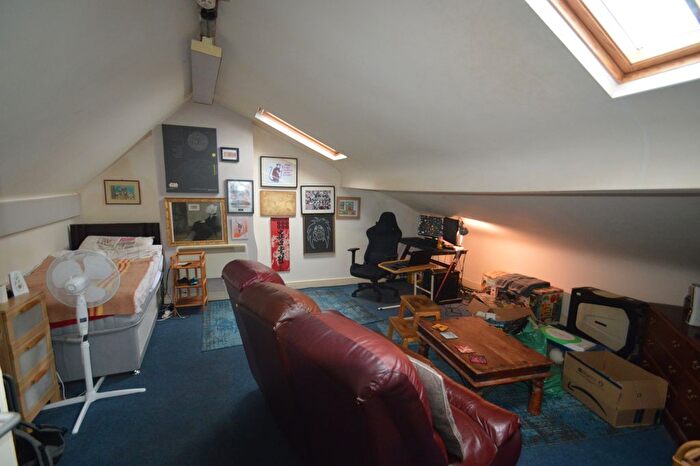 Studio To Rent In Cross Street, Willenhall, WV13