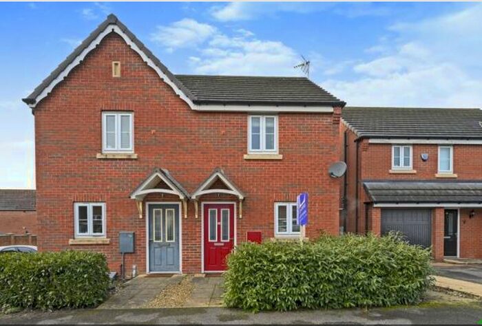 2 Bedroom Semi-Detached House To Rent In Parkland View, Huthwaite, NG17