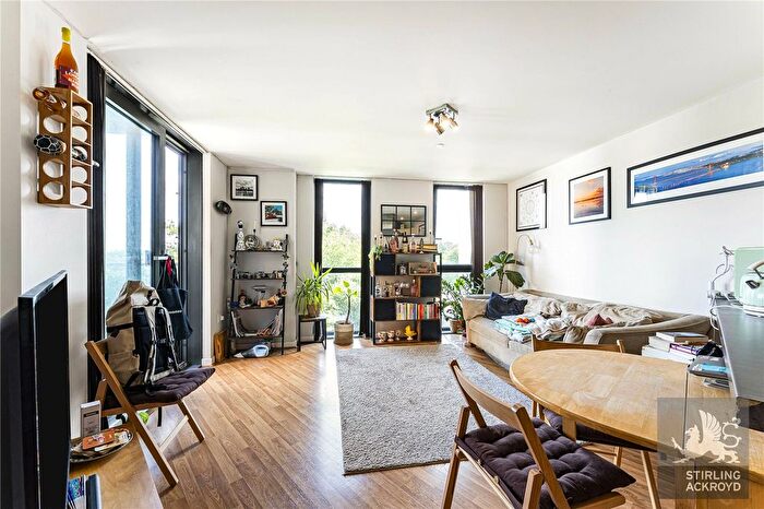 1 Bedroom Flat To Rent In Sky Apartments, Homerton Road, London, E9