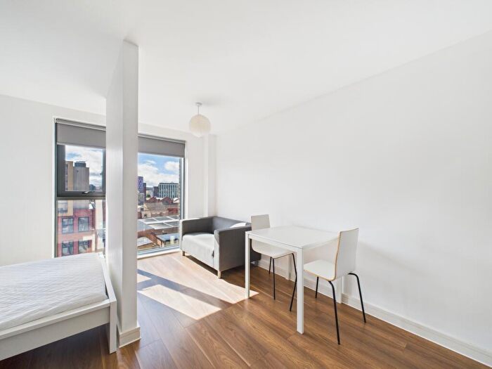 Studio To Rent In Wolstenholme Square, Block C, Nation Way, L1