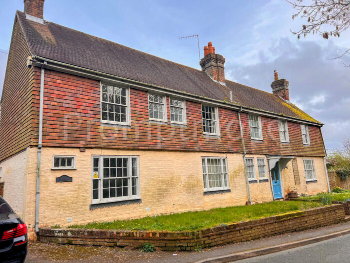 4 Bedroom Detached House To Rent In Sharpenhoe Road Streatley, LU3