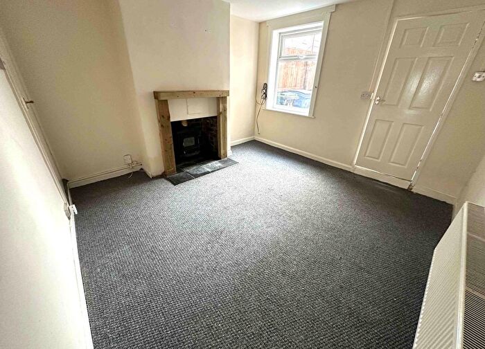 2 Bedroom Terraced House To Rent In Bainbridge Road, Warsop, Mansfield, NG20
