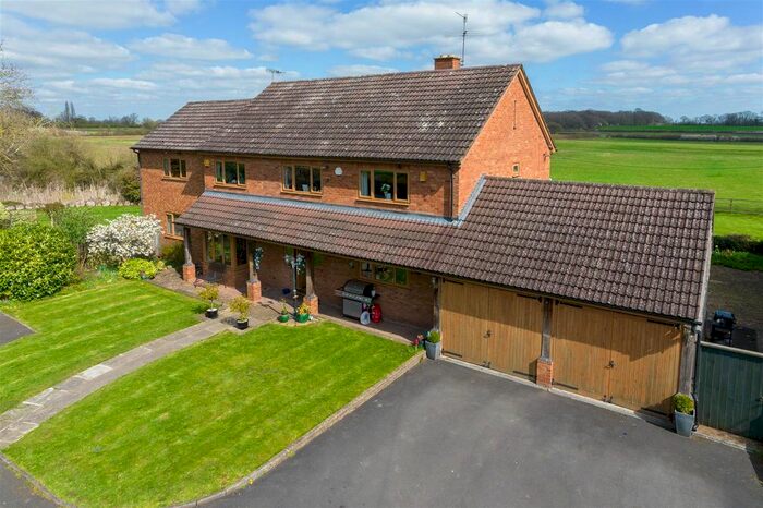 5 Bedroom Detached House For Sale In Newland, Malvern, WR13