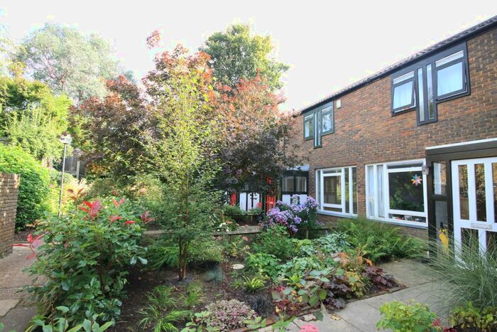 2 Bedroom Terraced House To Rent In Streetfield Mews, London, SE3