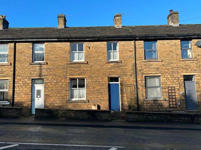 3 Bedroom Terraced House For Sale In Abbey Road, Shepley, HD8