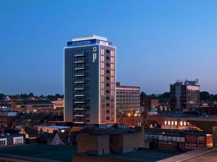 1 Bedroom Apartment To Rent In Berkshire House, Maidenhead, SL6