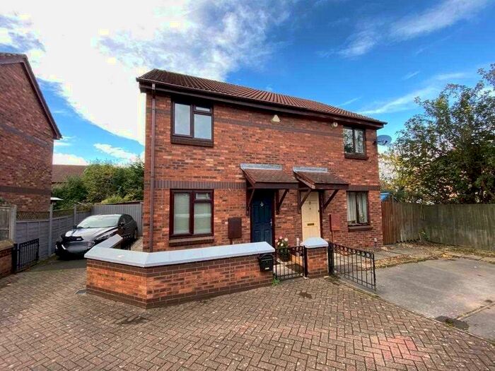 2 Bedroom Semi-Detached House To Rent In Snowberry Gardens, Acocks Green, Birmingham, B27