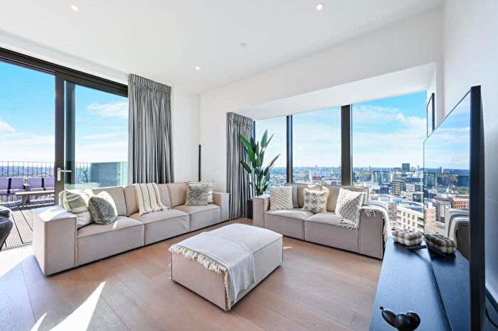 3 Bedroom Apartment For Sale In Legacy Building, Embassy Gardens, Nine Elms, SW11