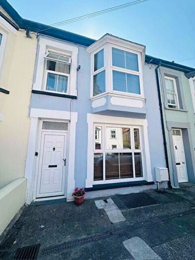 4 Bedroom House To Rent In Goodwick, SA64