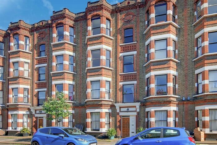 1 Bedroom Flat To Rent In Kingwood Road, London, SW6