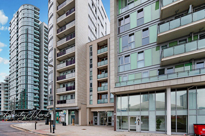 1 Bedroom Apartment For Sale In Rick Roberts Way, London, E15