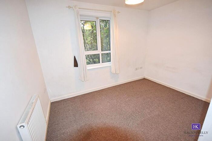 1 Bedroom Flat To Rent In The Waterfront, Manchester, M11