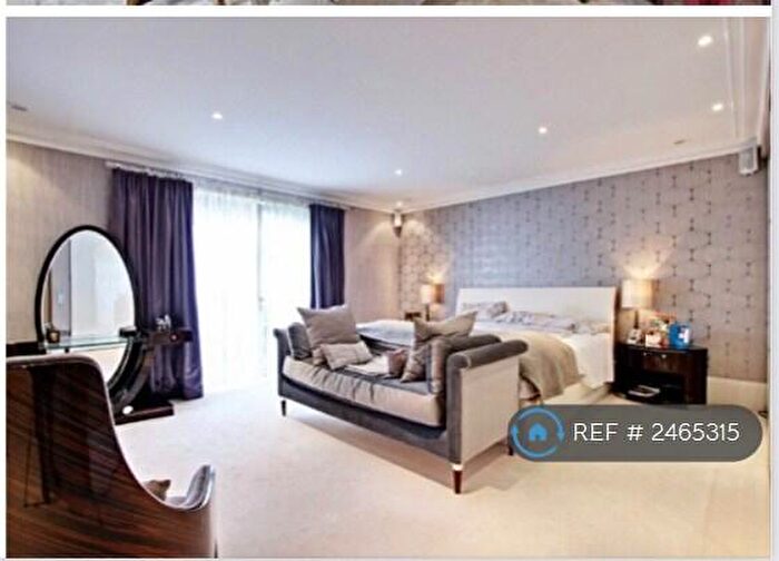 5 Bedroom Detached House To Rent In Fairgreen, Barnet, EN4