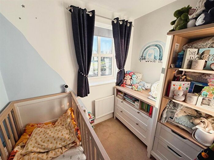 3 Bedroom Terraced House For Sale In Oyster Way, Warsop, Mansfield, NG20