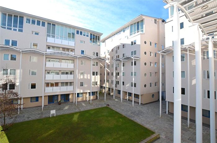2 Bedroom Flat For Sale In Royal Quay, Liverpool, Merseyside, L3