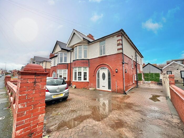 4 Bedroom Semi Detached House For Sale In Wolverton Avenue, Bispham, FY2
