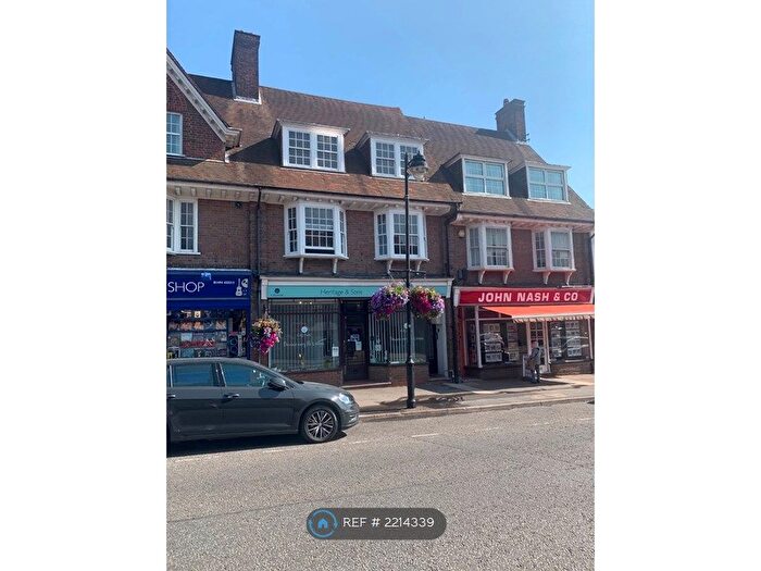 1 Bedroom Flat To Rent In Floor, Amersham, HP6