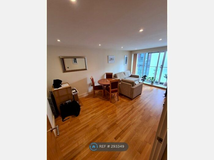1 Bedroom Flat To Rent In Long Lane, London, SE1