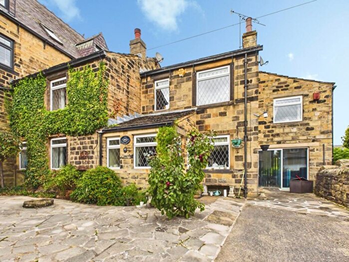 4 Bedroom Detached House For Sale In Wilsden Old Road, Harden, Bingley, BD16