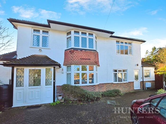 6 Bedroom Detached House For Sale In Park Close, Carshalton, SM5