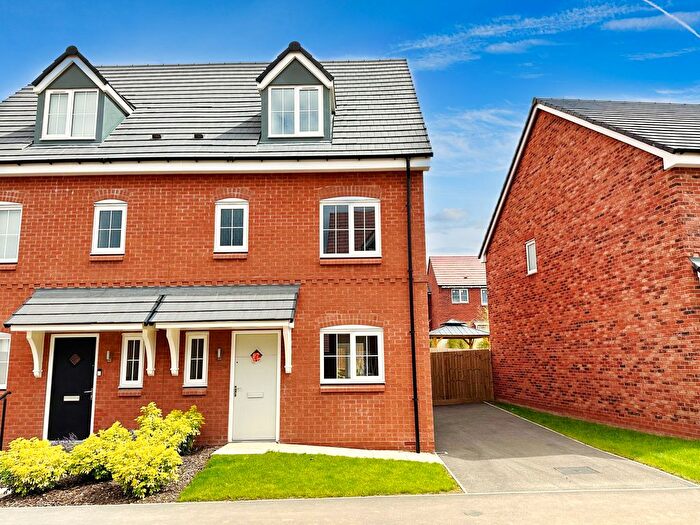 3 Bedroom Semi-Detached House To Rent In Bushby Road, Oadby, Leicester, LE2