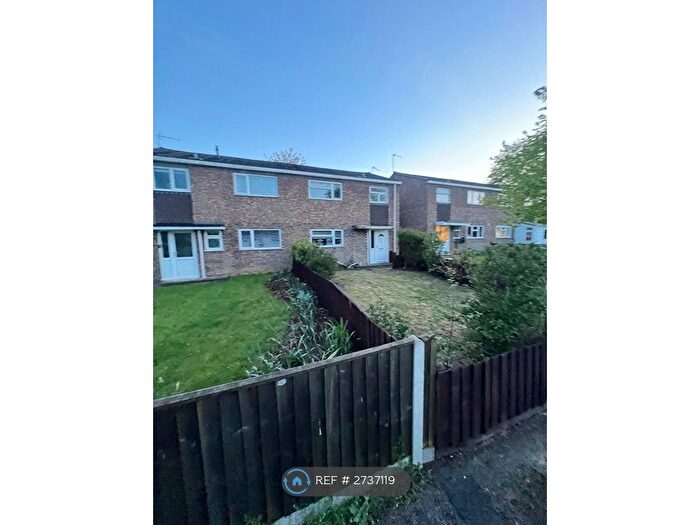 3 Bedroom Semi Detached House To Rent In Hillfield, Cheltenham, GL51