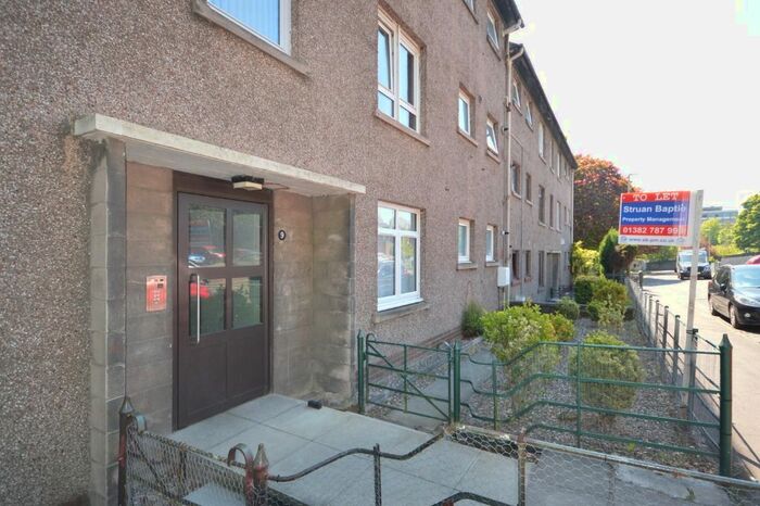 2 Bedroom Flat To Rent In Mcdonald Street, Dundee, DD3