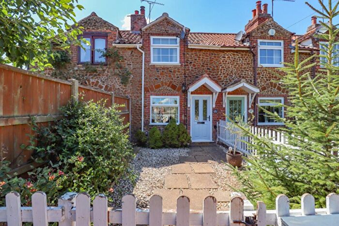 2 Bedroom Terraced House For Sale In Chapel Road, Dersingham, King's Lynn, Norfolk, PE31