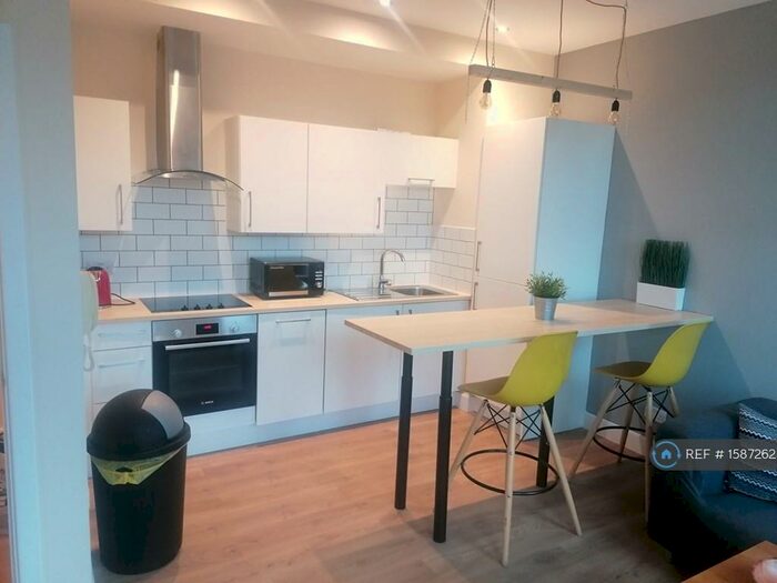 1 Bedroom Flat To Rent In Mcilroys Building, Reading, RG1