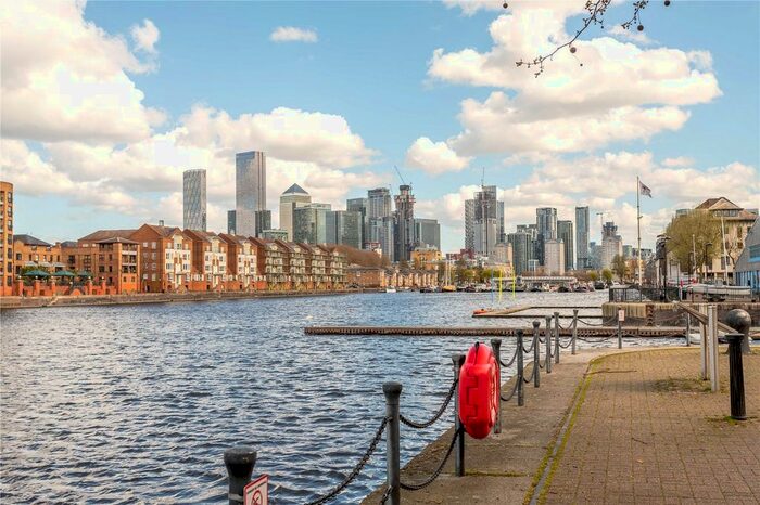 4 Bedroom End Of Terrace House To Rent In Greenland Quay, London, SE16