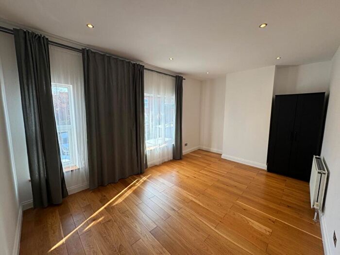 3 Bedroom House To Rent In Kings Street, Wellingborough, NN8