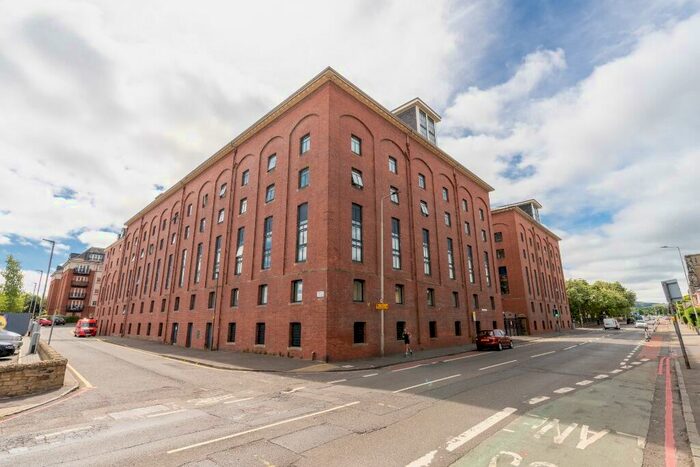 2 Bedroom Flat To Rent In Slateford Road, Slateford, Edinburgh, EH14