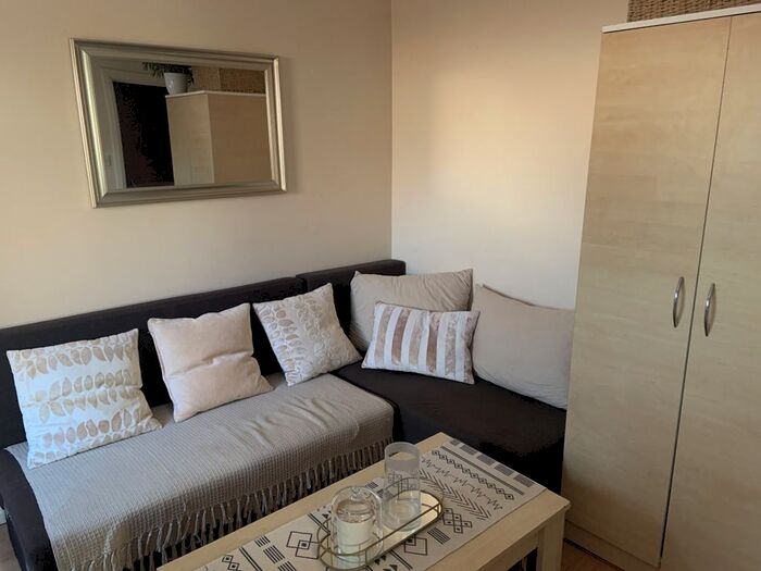 1 Bedroom Bungalow To Rent In The Drive, Isleworth, TW7