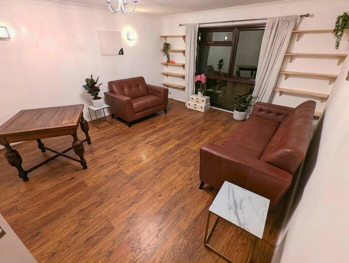 2 Bedroom Flat To Rent In Harborne Park Road, Harborne, B17