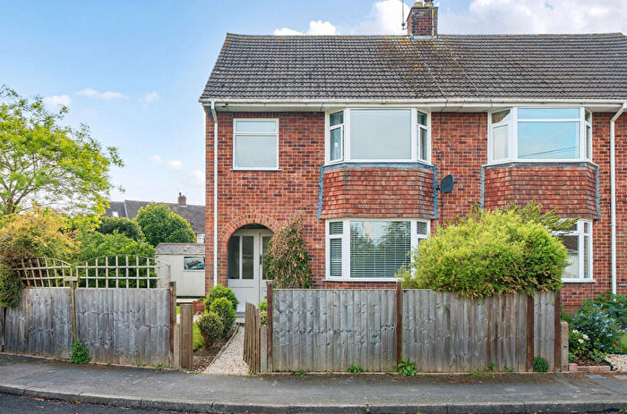3 Bedroom Semi-Detached House For Sale In Oakley Drive, Long Whatton, Loughborough, LE12