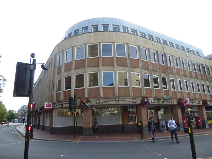 1 Bedroom Apartment To Rent In Sussex House, The Forbury, Reading, RG1