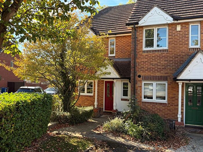 2 Bedroom End Of Terrace House To Rent In Lyon Oaks, Warfield, RG42