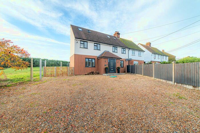 5 Bedroom Semi-Detached House For Sale In Grove Road, Wickhambreaux, CT3